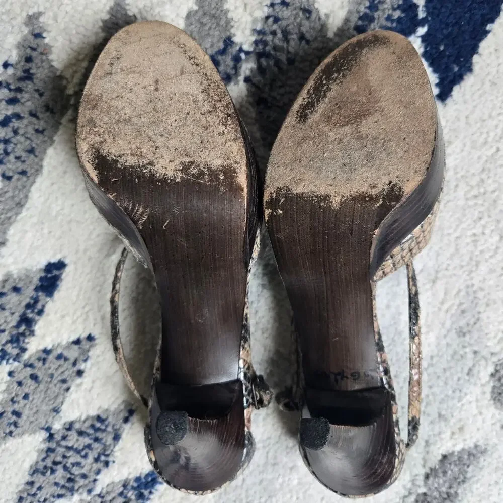 Stuart Weitzman Snakeskin Embossed Leather Peep Toe Stroppy Heels Size 6.5 Tan